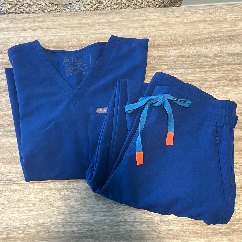 Figs Winning Blue Scrub Set. EUC.